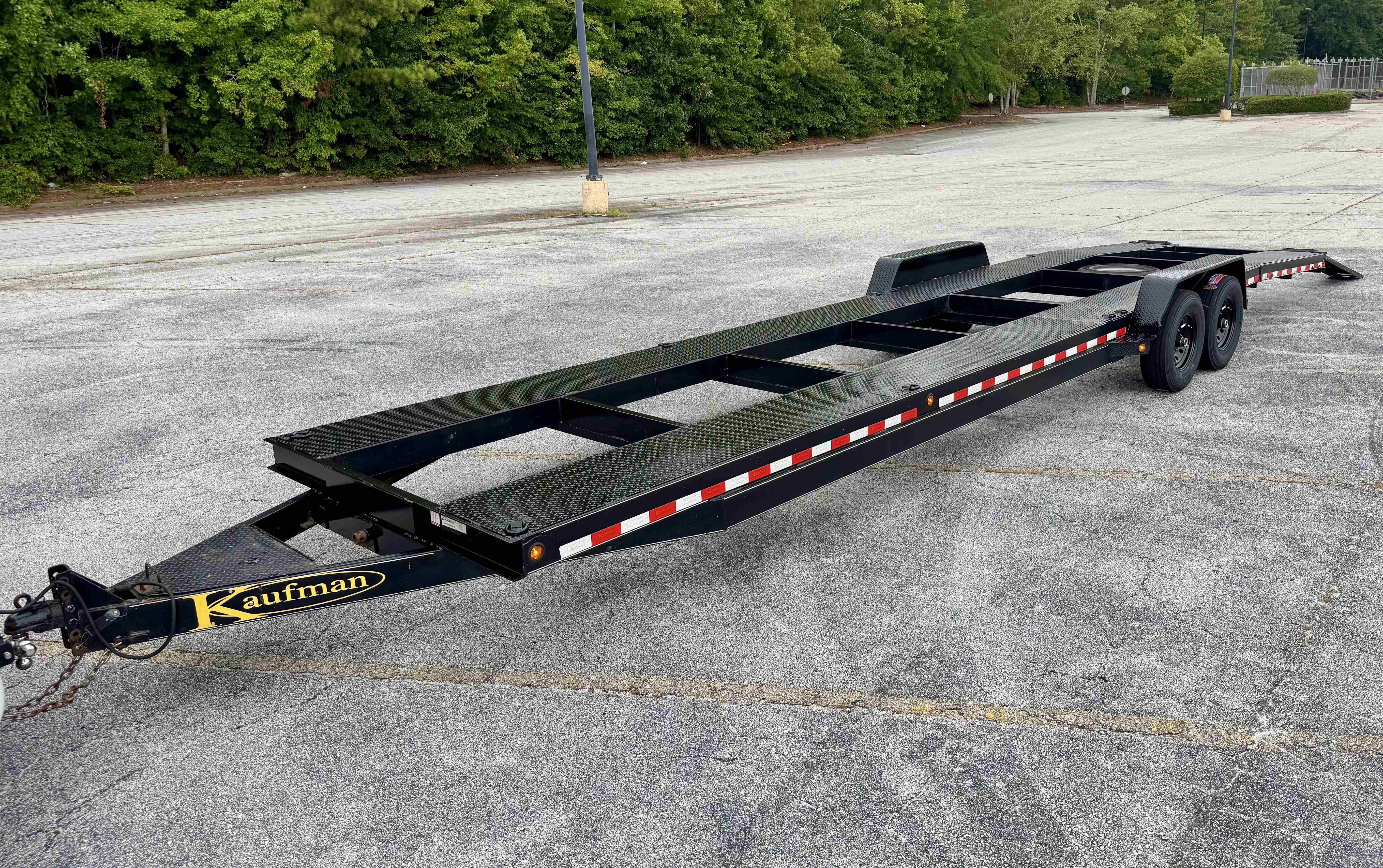 Kaufman 2 Car Hauler trailer rental in North Georgia - 34 foot dual car transport